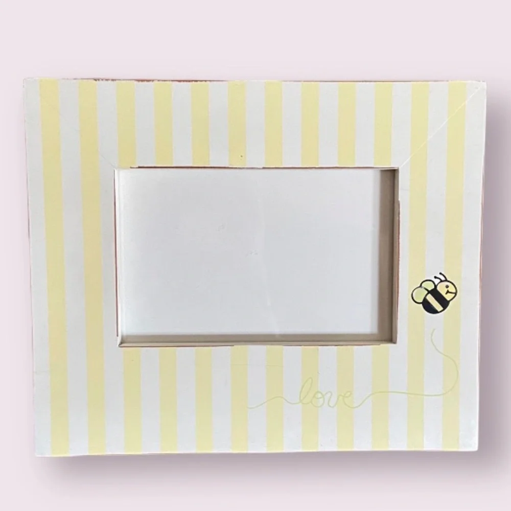 Wendy Bellissimo Honey Bee Collection Picture Frame w/ Stripes and Love with Bee